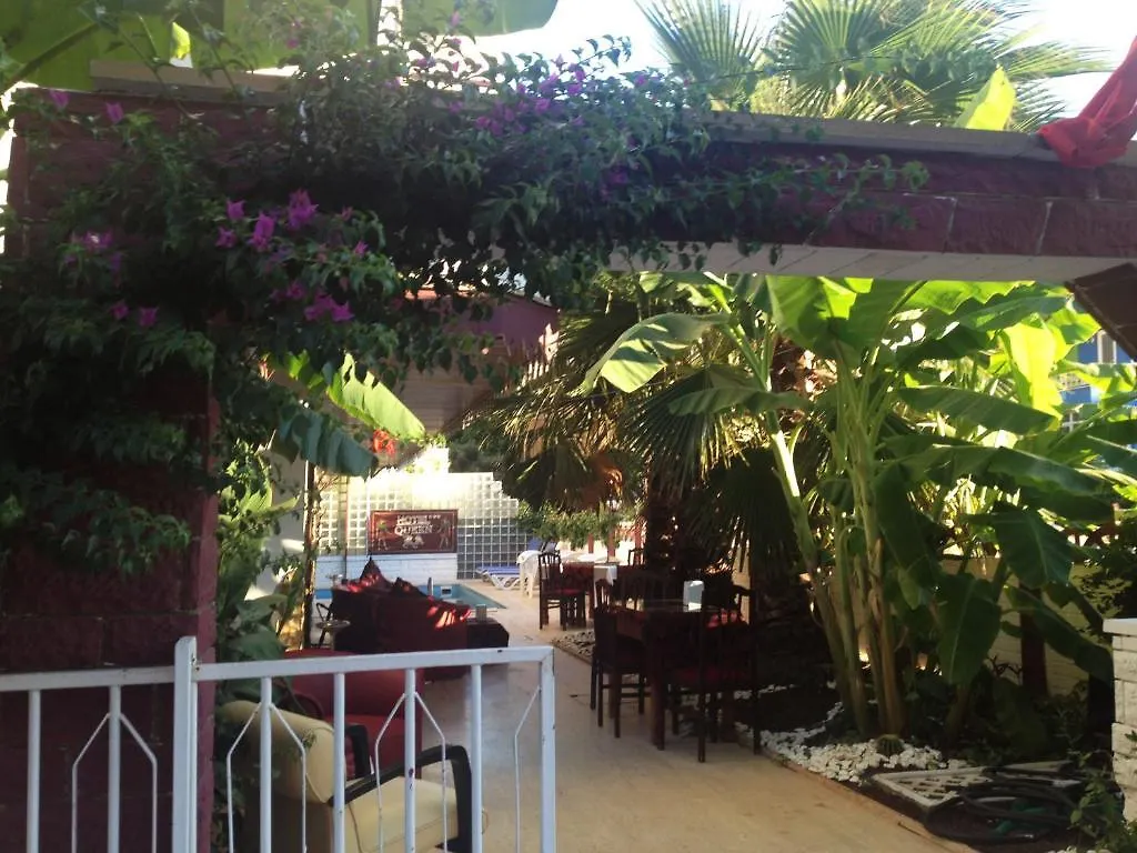 אנטליה Queen Ra Hotel